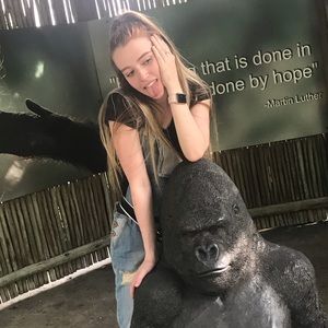 Meet your Posher, Tara